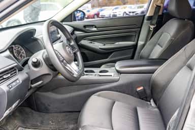 2019 NISSAN ALTIMA view 8