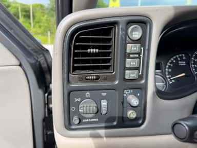 2002 CHEVROLET TAHOE view 20