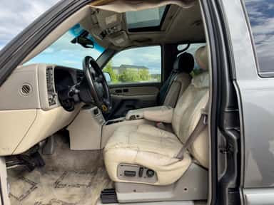 2002 CHEVROLET TAHOE view 11