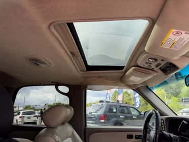 2002 CHEVROLET TAHOE view 15