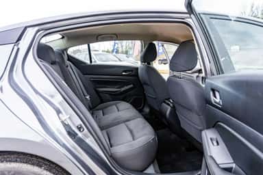 2020 NISSAN ALTIMA view 10