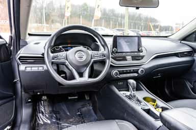 2020 NISSAN ALTIMA view 7