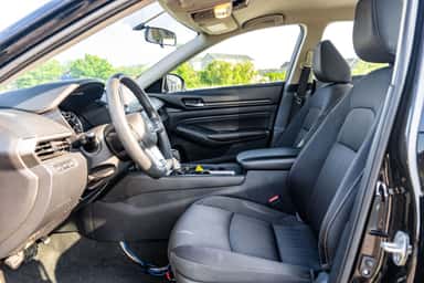 2020 NISSAN ALTIMA view 10