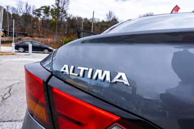 2020 NISSAN ALTIMA view 12