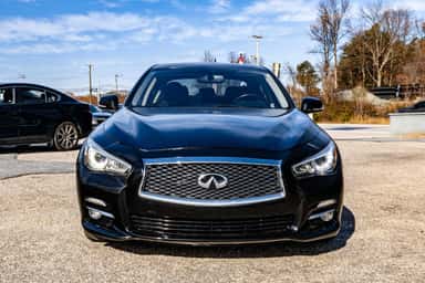 2017 INFINITI Q50 view 2
