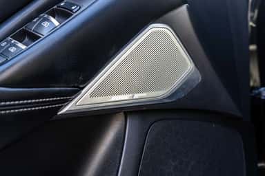 2017 INFINITI Q50 view 24