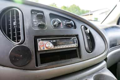 2003 FORD E350 SUPER DUTY CARGO view 10