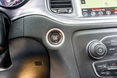 2017 DODGE CHARGER view 17