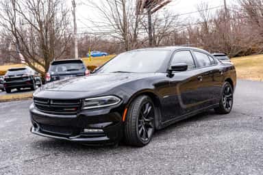 2017 DODGE CHARGER view 3