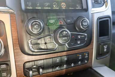 2014 RAM 1500 CREW CAB view 25
