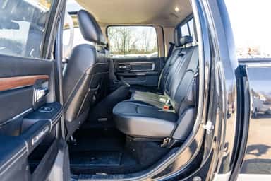 2014 RAM 1500 CREW CAB view 11