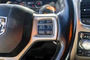 2014 RAM 1500 CREW CAB view 19