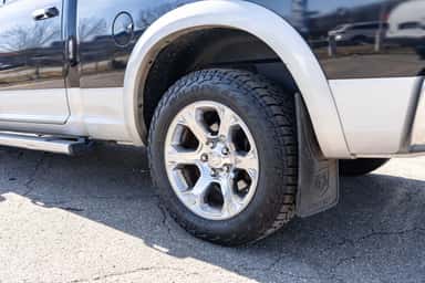 2014 RAM 1500 CREW CAB view 7