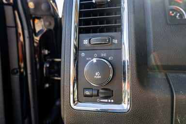 2014 RAM 1500 CREW CAB view 17