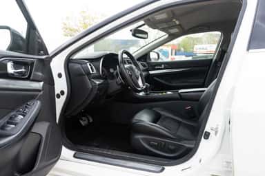 2017 NISSAN MAXIMA view 12