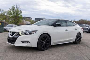 2017 NISSAN MAXIMA view 3