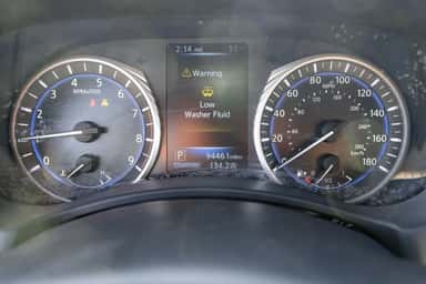 2017 INFINITI Q60 view 24