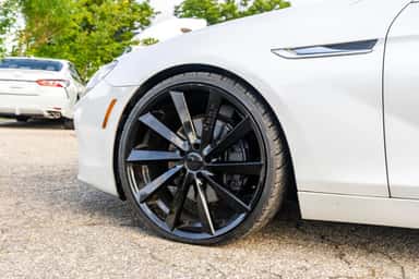 2015 BMW 6 SERIES view 11