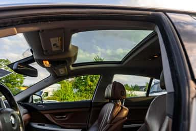 2015 BMW 6 SERIES view 23