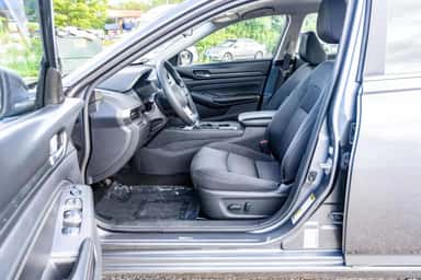 2020 NISSAN ALTIMA view 10