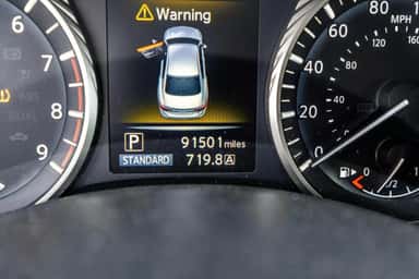 2019 INFINITI Q50 view 19