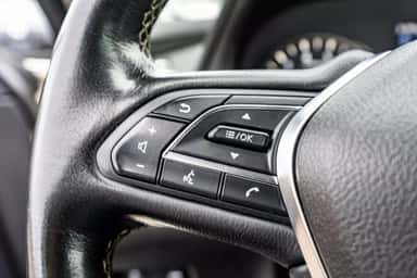 2019 INFINITI Q50 view 17