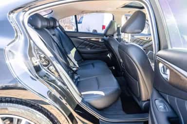 2018 INFINITI Q50 view 16