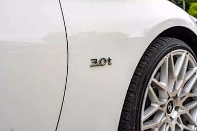 2019 INFINITI Q50 view 8