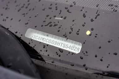 2017 DODGE JOURNEY view 24