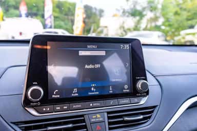 2019 NISSAN ALTIMA view 20