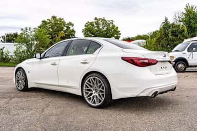 2019 INFINITI Q50 view 4