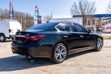 2018 INFINITI Q50 view 8