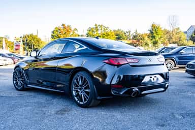 2018 INFINITI Q60 view 5