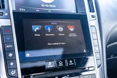 2018 INFINITI Q60 view 25