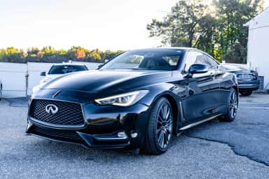 2018 INFINITI Q60 view 3