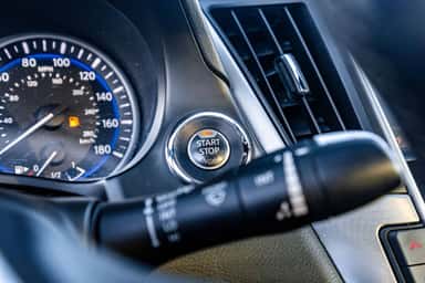 2018 INFINITI Q60 view 23