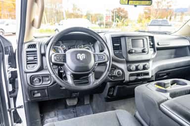 2020 RAM 1500 QUAD CAB view 16