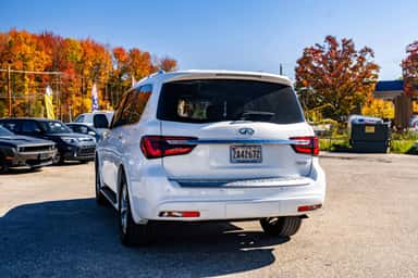 2018 INFINITI QX80 view 7