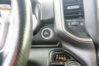 2020 RAM 1500 QUAD CAB view 23