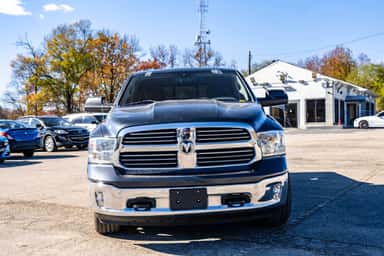 2018 RAM 1500 CREW CAB view 2