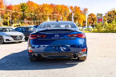 2017 INFINITI Q60 view 6