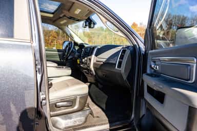 2018 RAM 1500 CREW CAB view 7