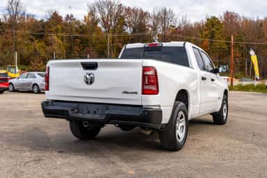 2020 RAM 1500 QUAD CAB view 6