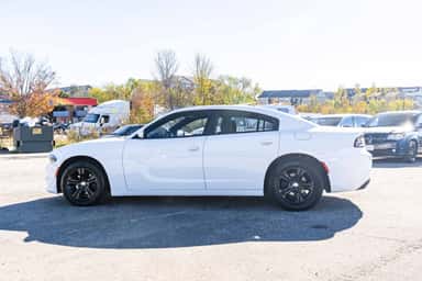 2019 DODGE CHARGER view 4