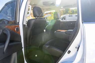 2018 INFINITI QX80 view 15