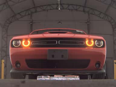 2019 DODGE CHALLENGER view 4
