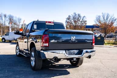 2018 RAM 1500 CREW CAB view 5