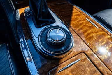 2018 INFINITI QX80 view 32