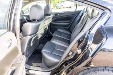 2013 NISSAN MAXIMA view 10