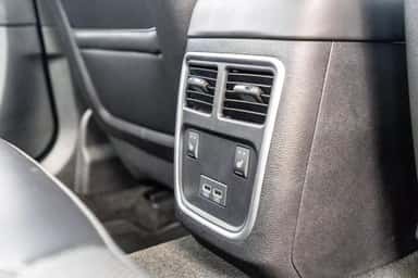 2016 DODGE CHARGER view 10